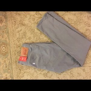 Levi’s 510 Gray skinny. New With Tags!! 31x32